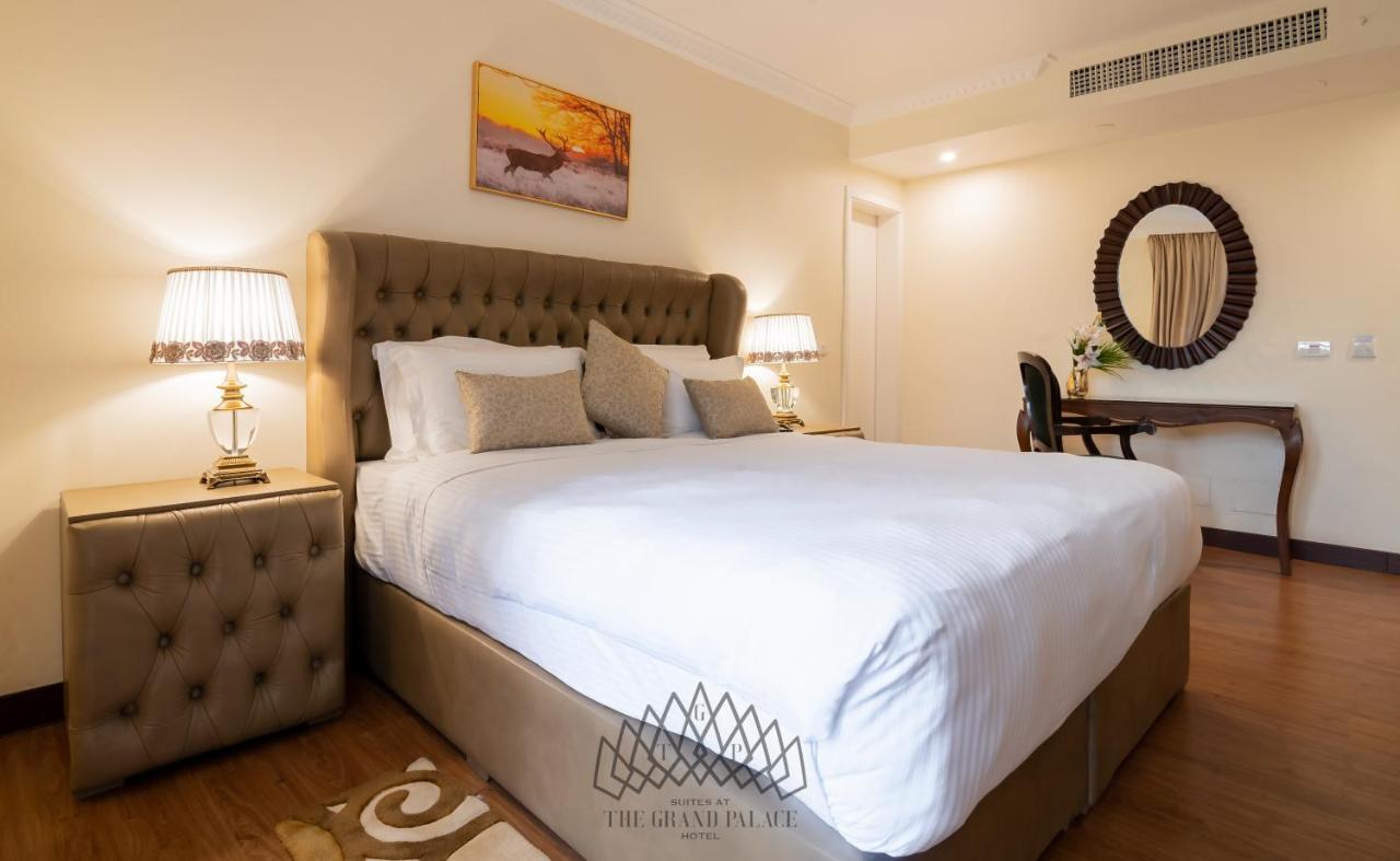 The Grand Palace Hotel Αντίς Αμπέμπα Εξωτερικό φωτογραφία