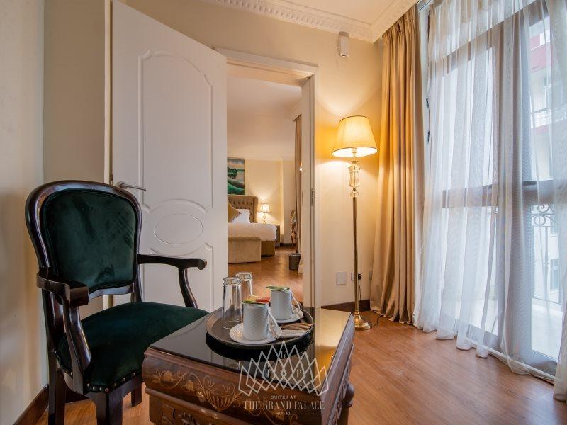 The Grand Palace Hotel Αντίς Αμπέμπα Εξωτερικό φωτογραφία